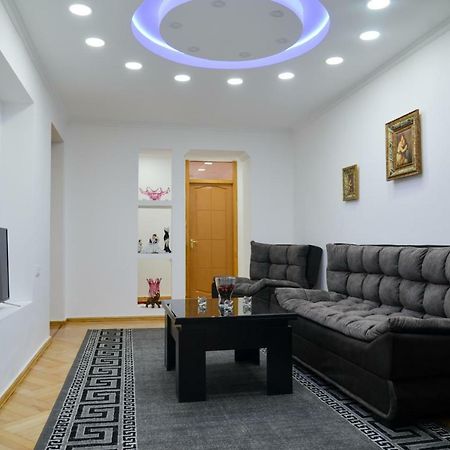 קוטאיסי Anastasia Apartment מראה חיצוני תמונה