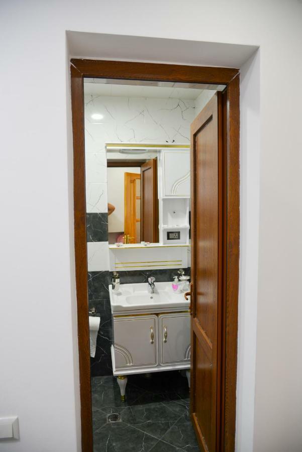 קוטאיסי Anastasia Apartment מראה חיצוני תמונה