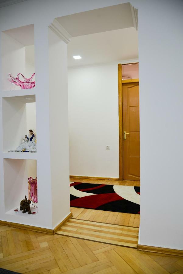 קוטאיסי Anastasia Apartment מראה חיצוני תמונה