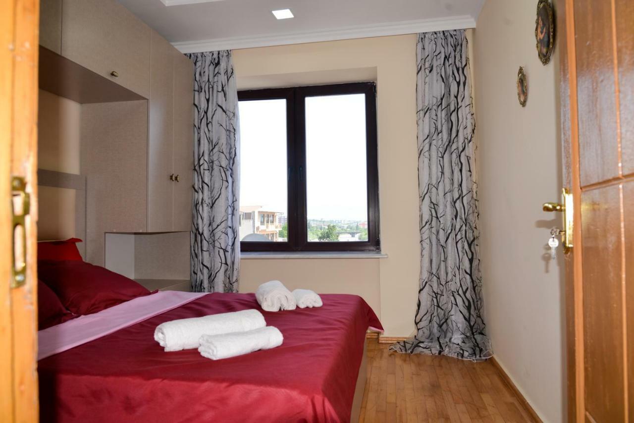 קוטאיסי Anastasia Apartment מראה חיצוני תמונה